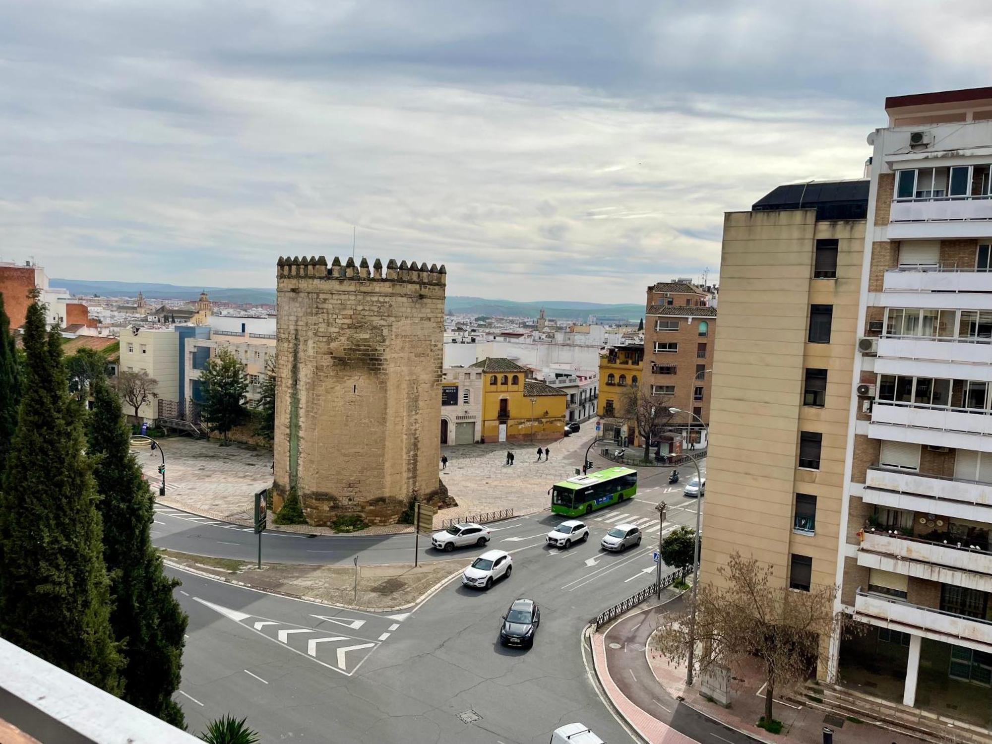 Apartamento Cordoban Torre Luaran gambar
